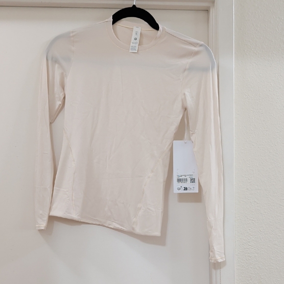 lululemon athletica Tops - Lululemon Wundermost Crewneck Long Sleeve *Nulu Light Ivory NWT